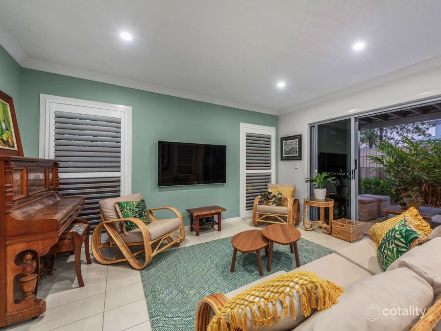 14 Feathertail Pl, Gumdale, QLD 4154