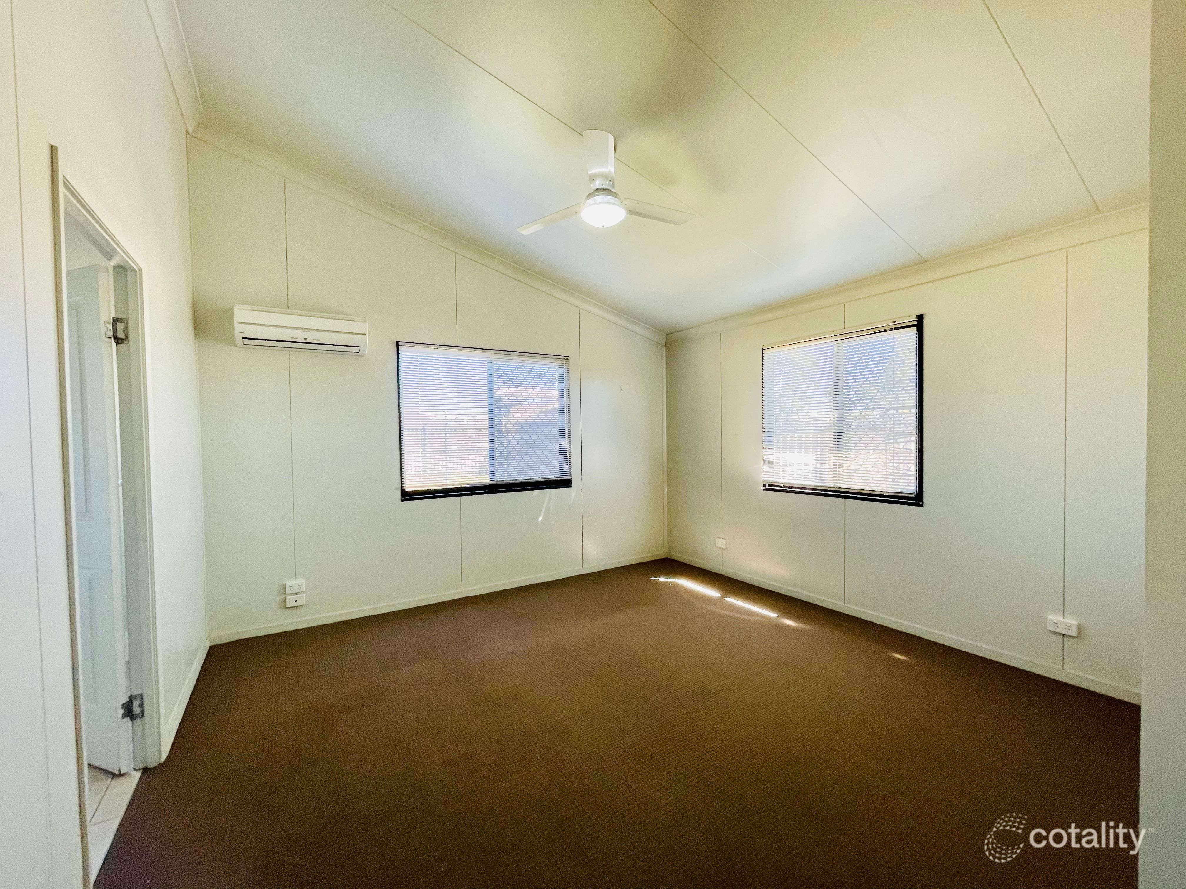 35 Naumann St, Moranbah, QLD 4744