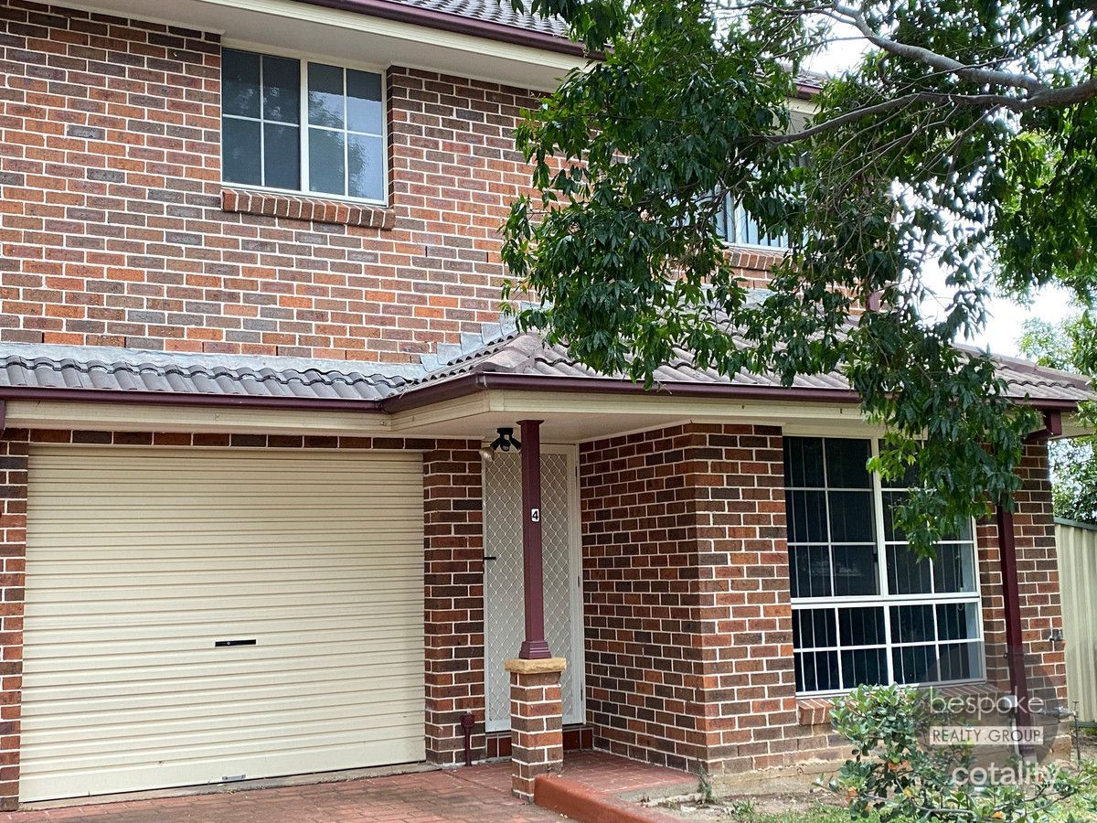 4/1 Dutton Pl, Glenmore Park, NSW 2745