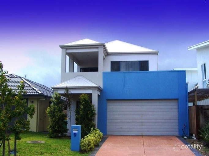 9 Whitsunday St, Parrearra, QLD 4575