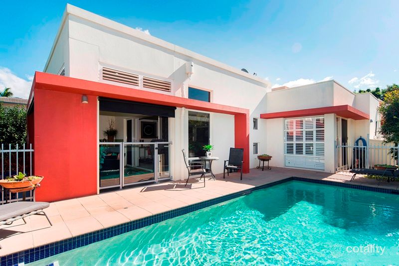 6116 Trasimeno Ave, Hope Island, QLD 4212