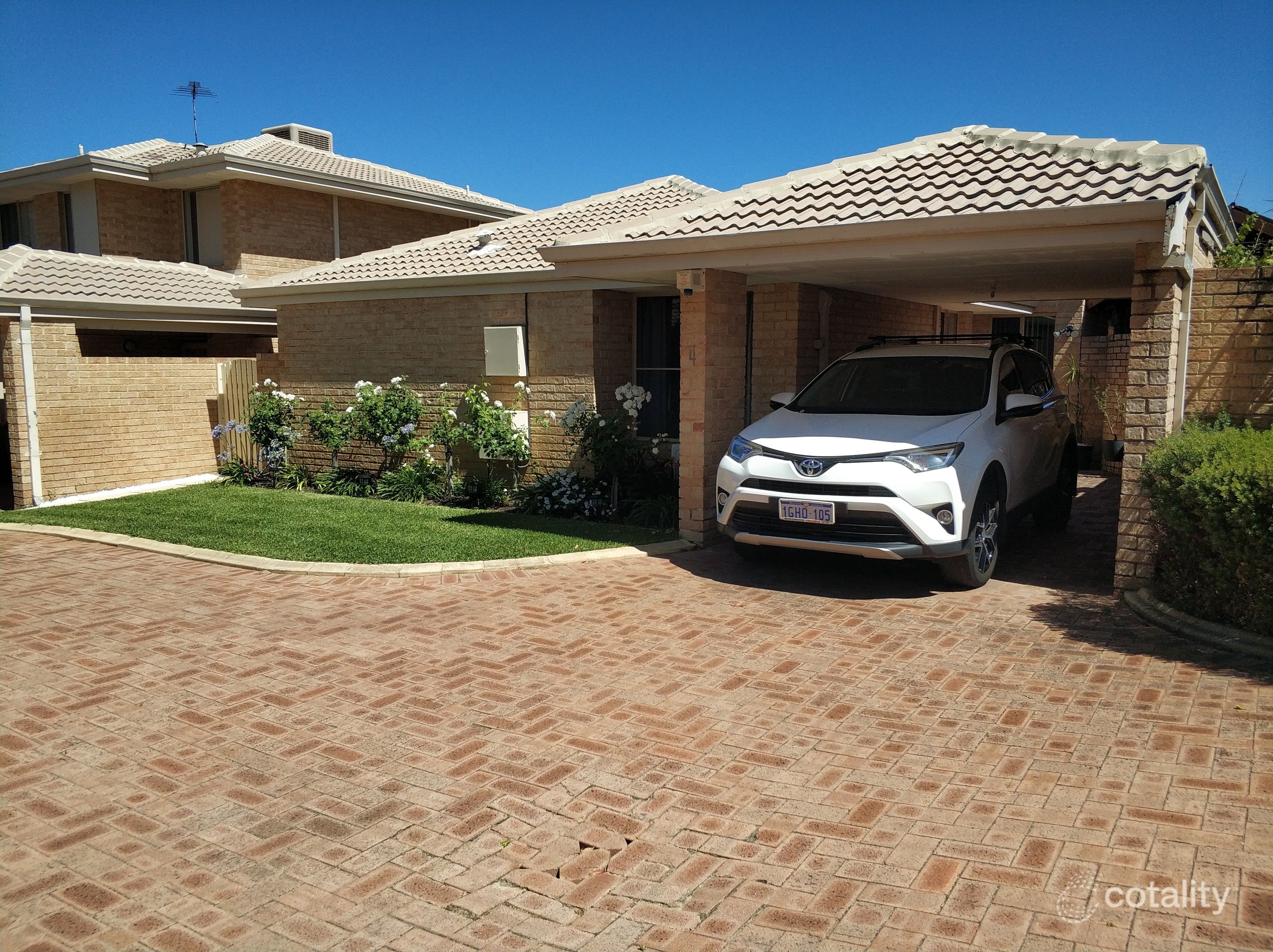 4/12 Yarruk St, Yokine, WA 6060