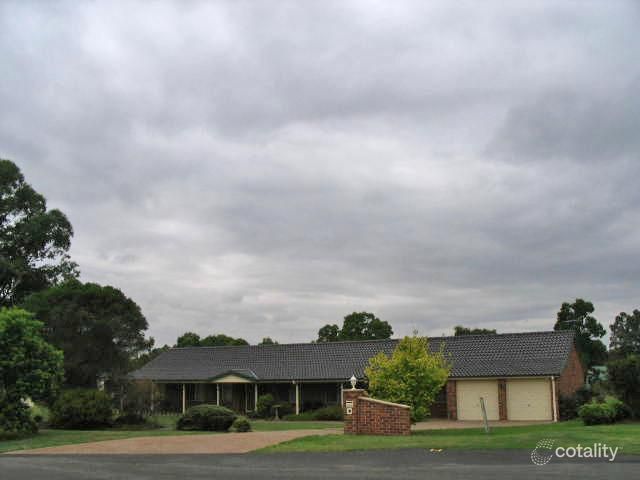 15 Oban Cl, Windsor Downs, NSW 2756