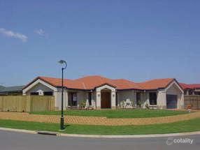 10 Greenhaven Cres, Kuraby, QLD 4112