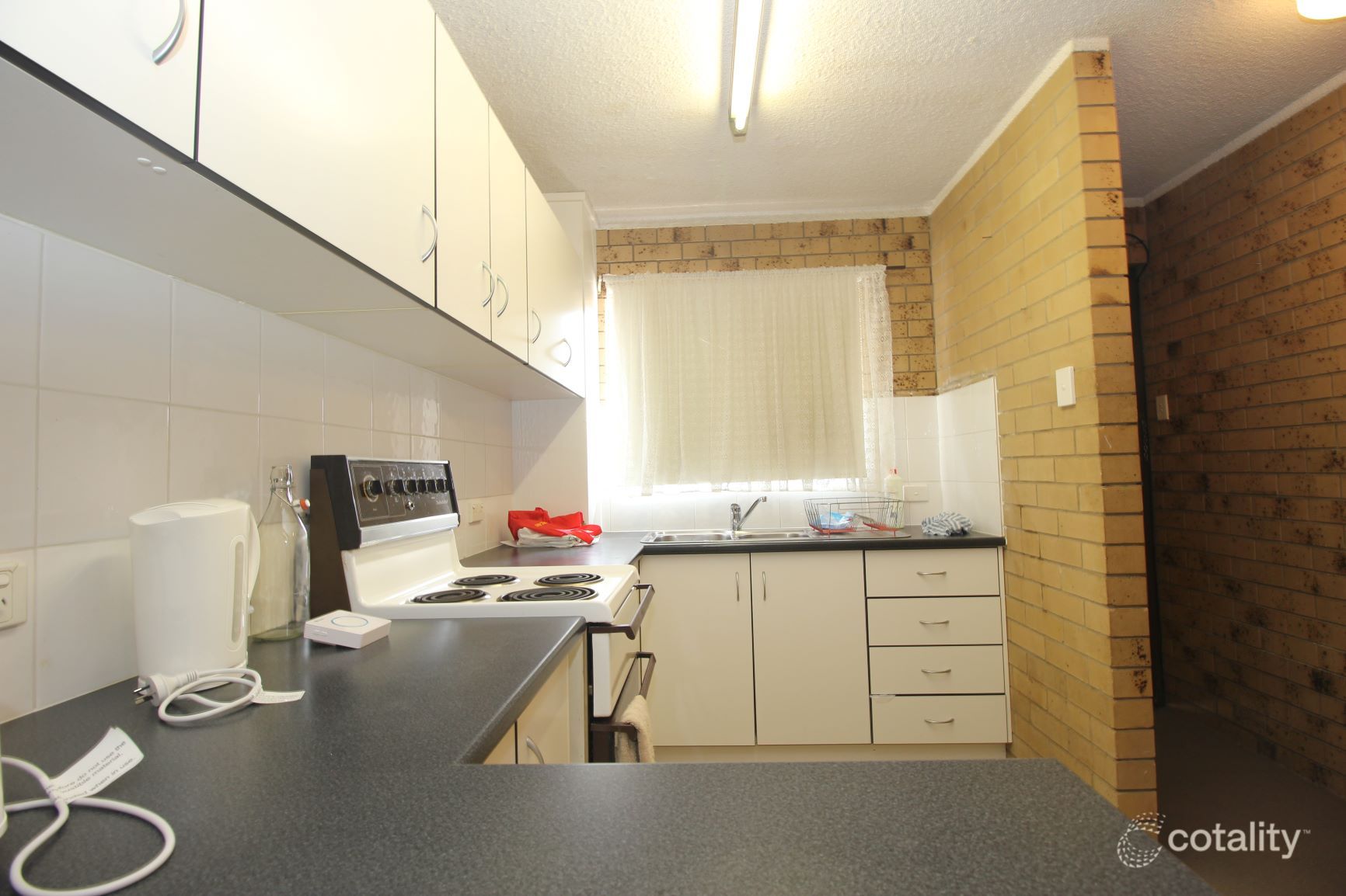 8/75 Harold St, Holland Park, QLD 4121
