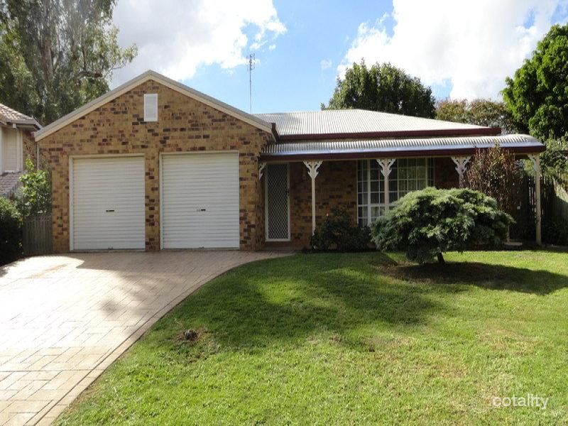 2 Radiata Ct, Darling Heights, QLD 4350