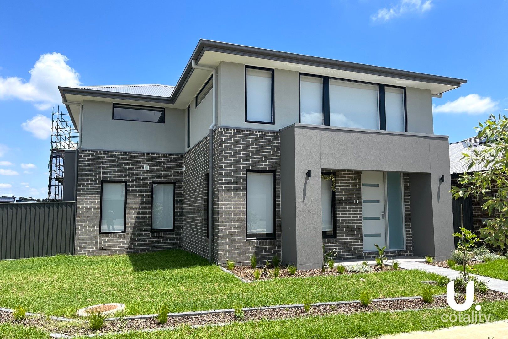 16 Caledonia Cres, Melonba, NSW 2765