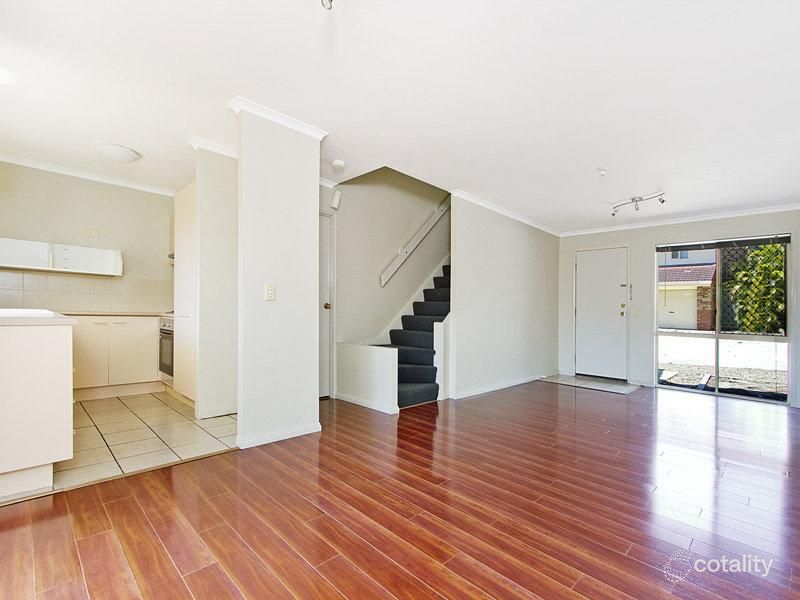 2/72 Castile Cres, Edens Landing, QLD 4207