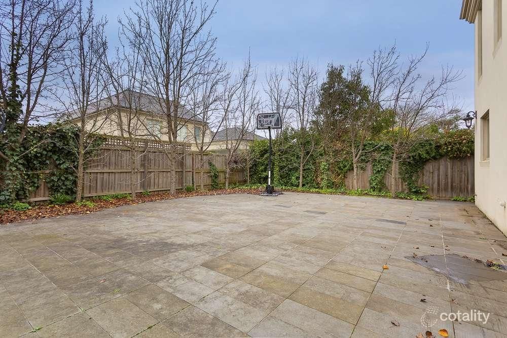 8 Wentworth Ave, Canterbury, VIC 3126