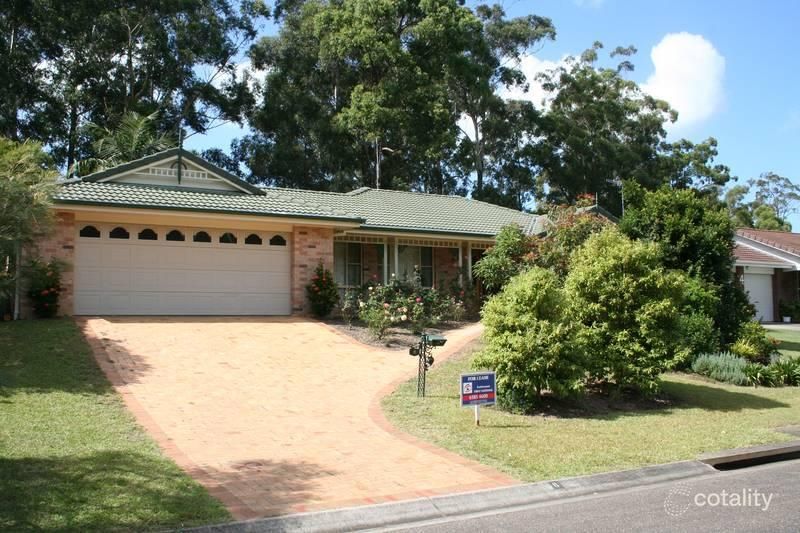 6 Lake View Cres, West Haven, NSW 2443