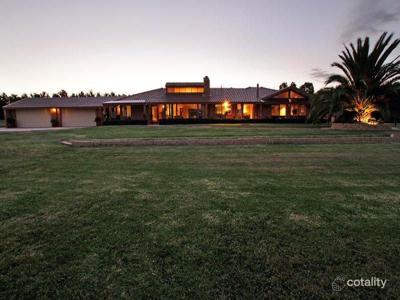 15 Coldstream West Rd, Coldstream, VIC 3770