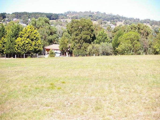 189 Willowbank Rd, Gisborne, VIC 3437