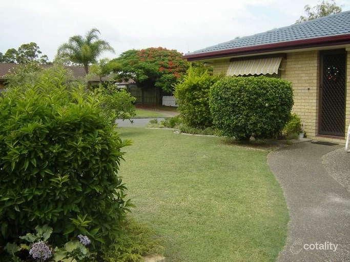 1/8 Maiala Cl, Paradise Point, QLD 4216