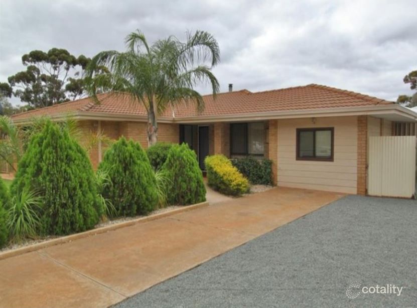 60 Hawkins St, West Lamington, WA 6430