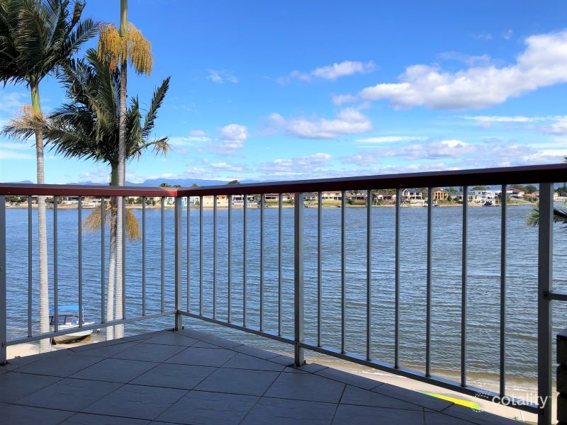 12/29 Duet Dr, Mermaid Waters, QLD 4218