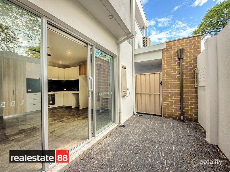 2/3 West Pde, Perth, WA 6000
