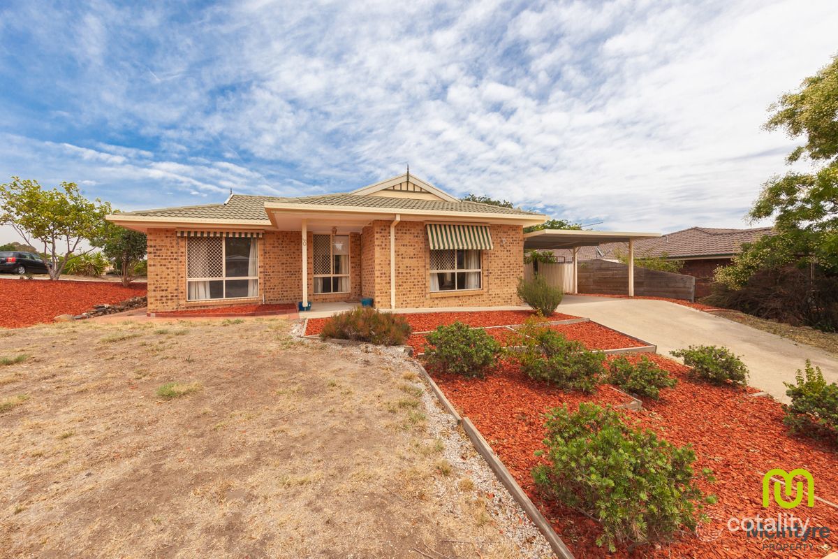 1/40 Smeaton Cct, Banks, ACT 2906