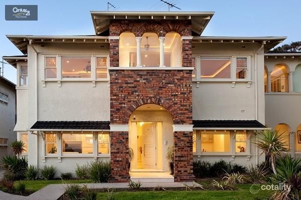 2/19-21 Ormond Esp, Elwood, VIC 3184