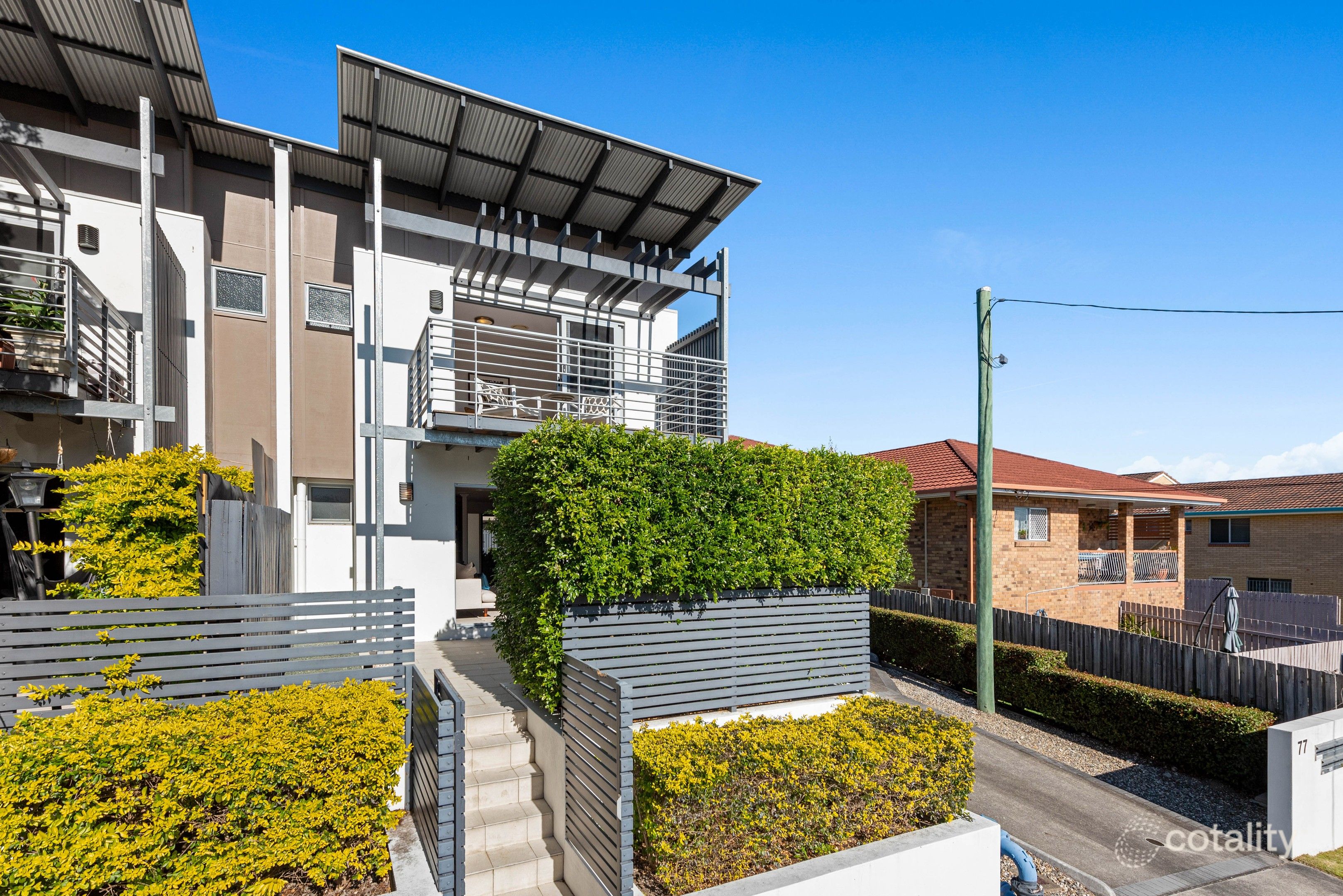 2/77 Douglas St, Greenslopes, QLD 4120