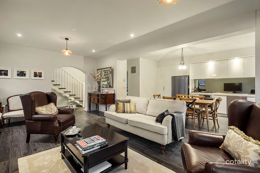 2/130 Parkhill Rd, Kew, VIC 3101