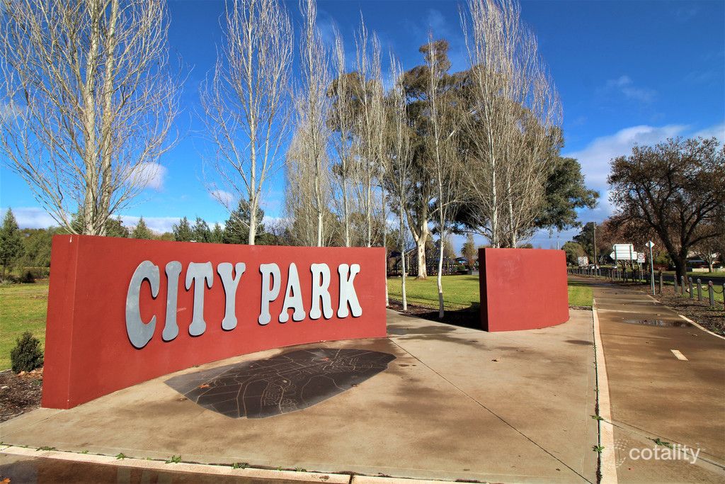 33 Elder Rd, Griffith, NSW 2680