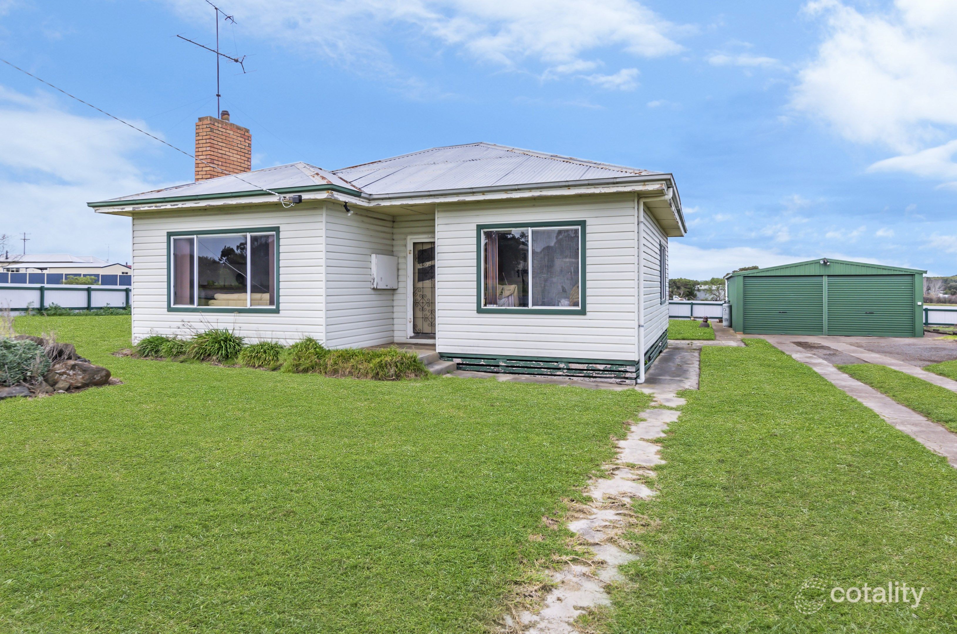 46 Heckfield St, Macarthur, VIC 3286