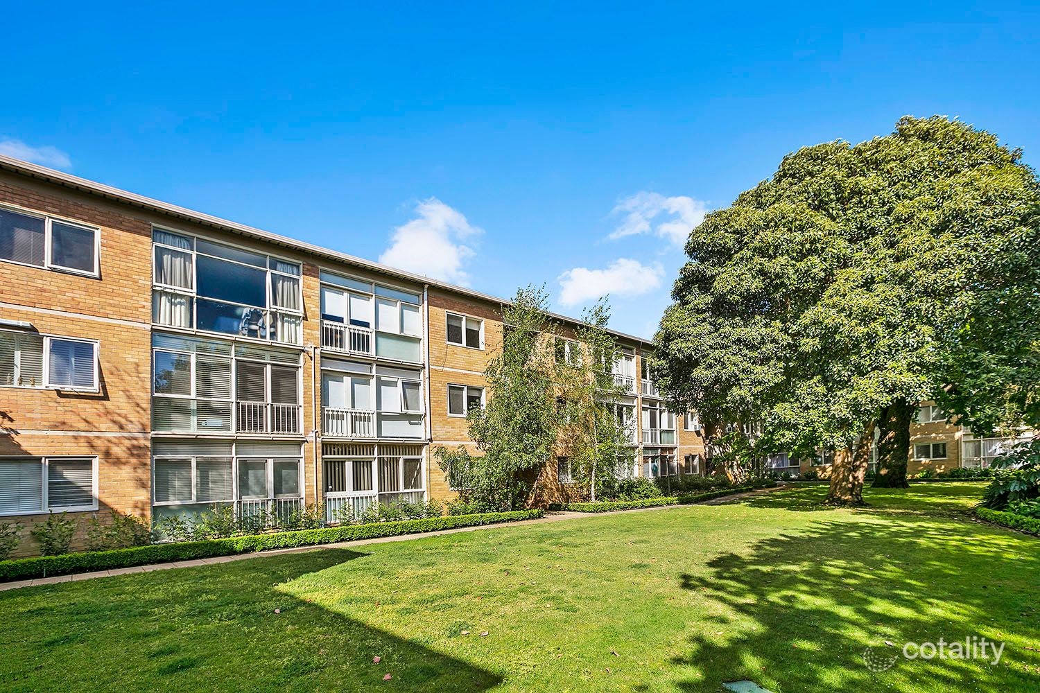 32/61 Kooyong Rd, Armadale, VIC 3143
