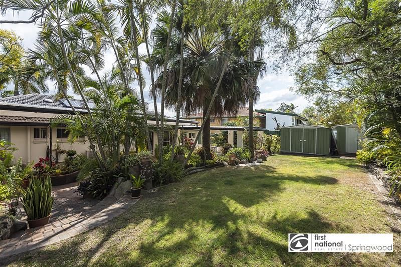 8 Lenore Cres, Springwood, QLD 4127