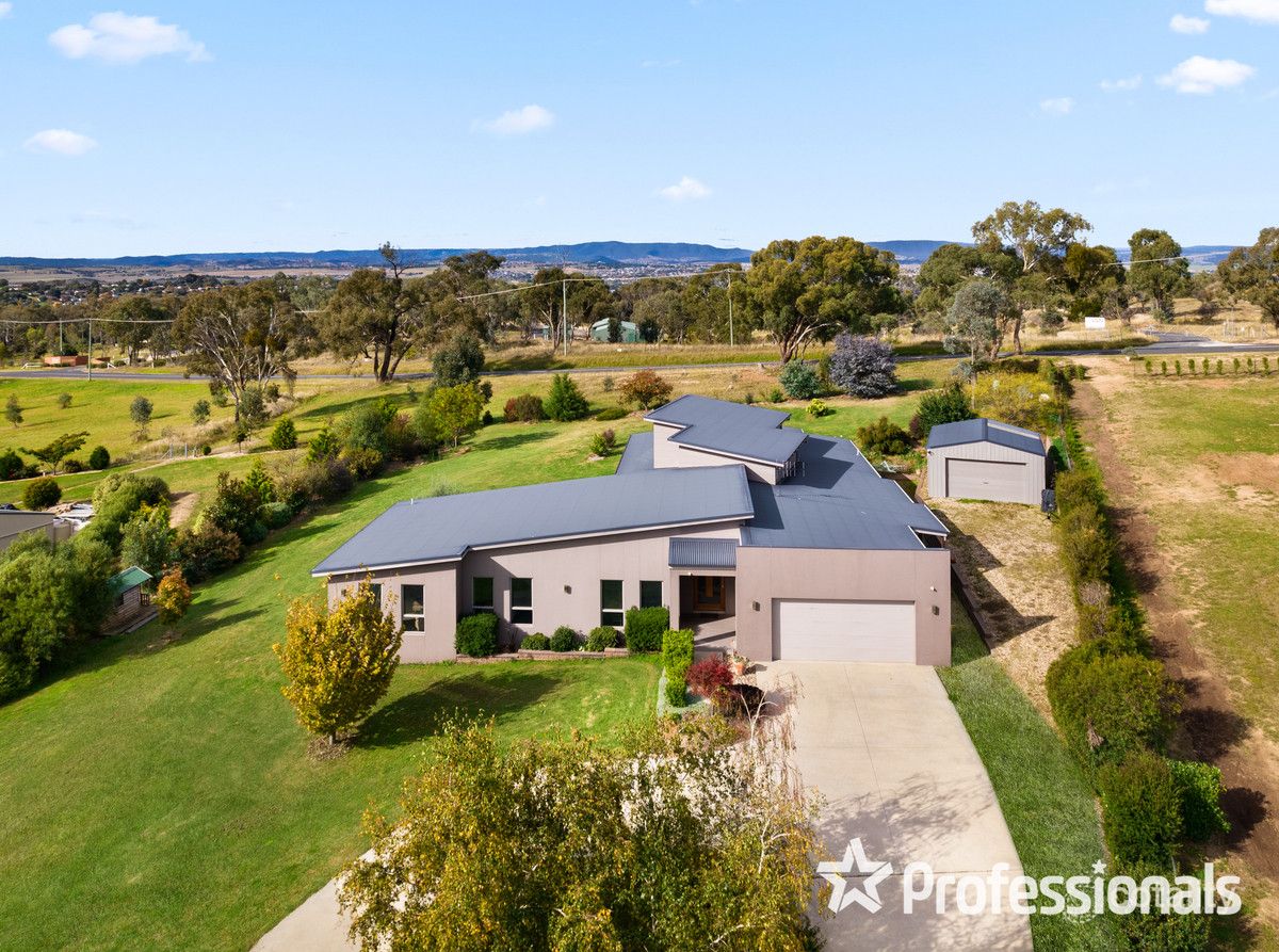 24 Robindale Ct, Robin Hill, NSW 2795