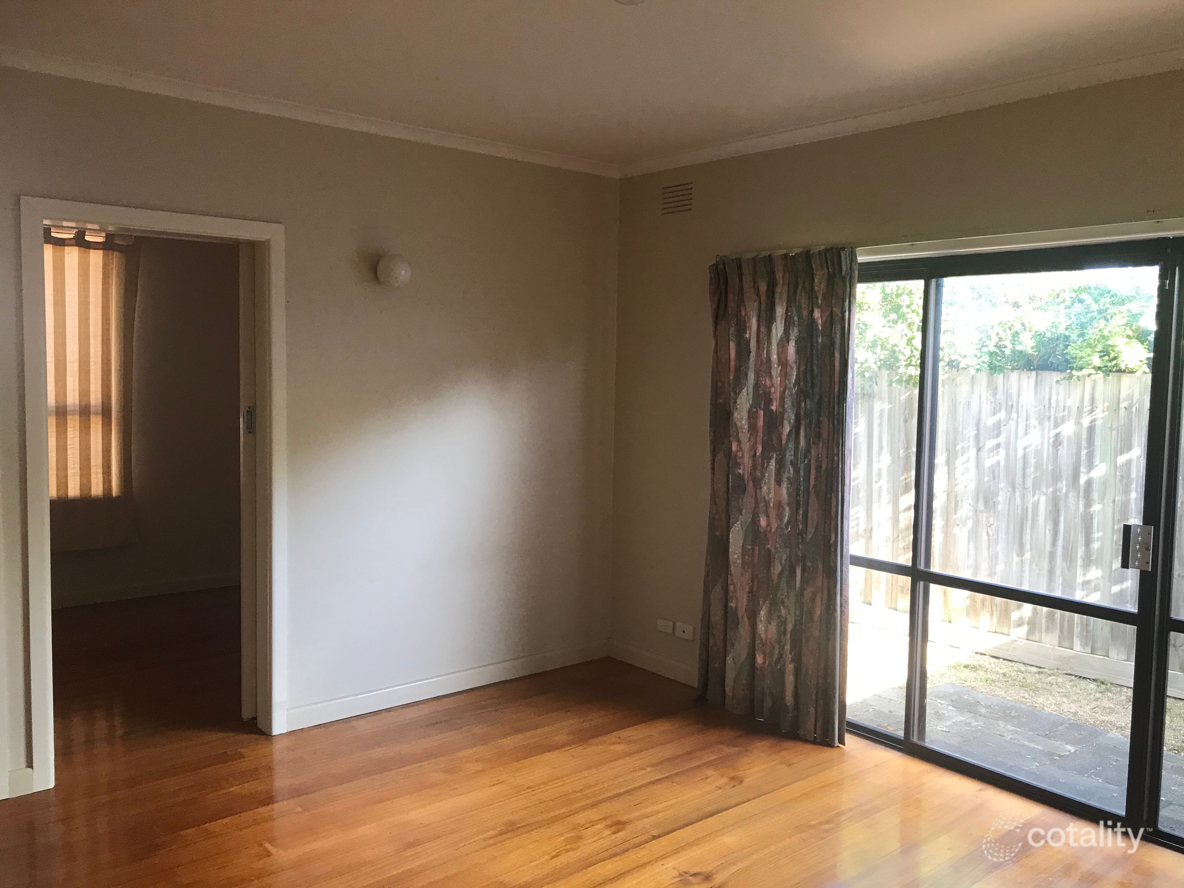 10 Zola Ct, Glen Waverley, VIC 3150
