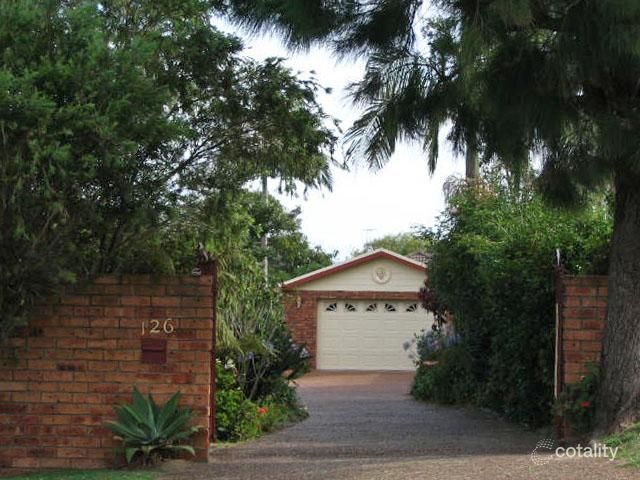 126 Marks Point Rd, Marks Point, NSW 2280