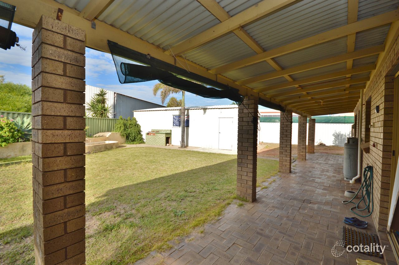 13 Waikiri Pde, Kalbarri, WA 6536