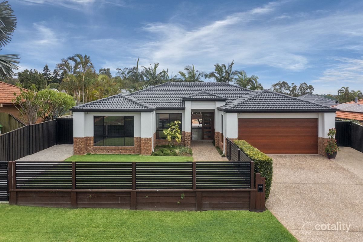 13 Makemo St, Pacific Pines, QLD 4211