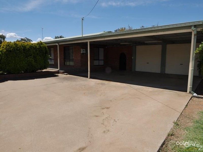 50-52 Jennings St, Geurie, NSW 2818