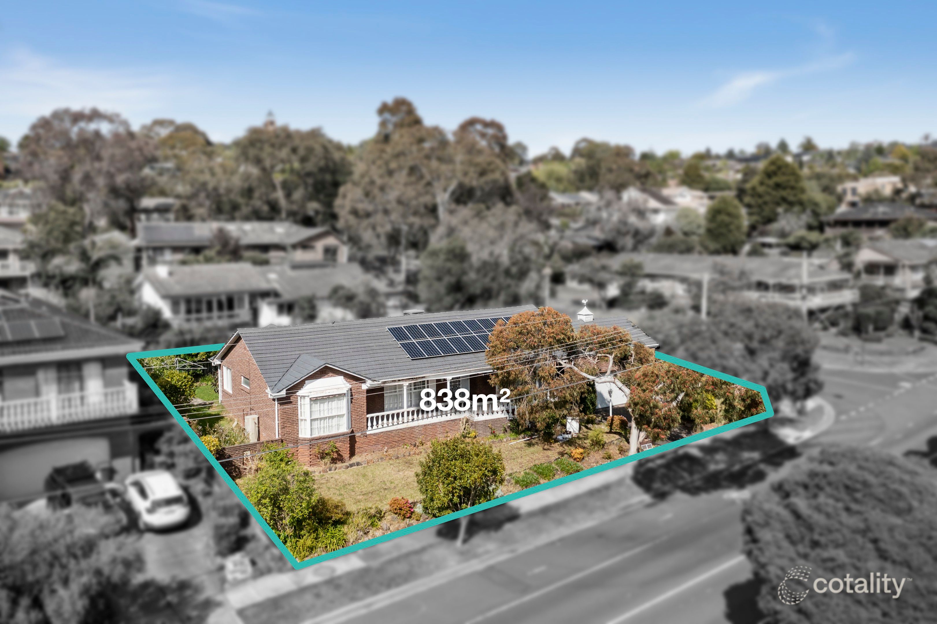 2 Caithness Cres, Glen Waverley, VIC 3150