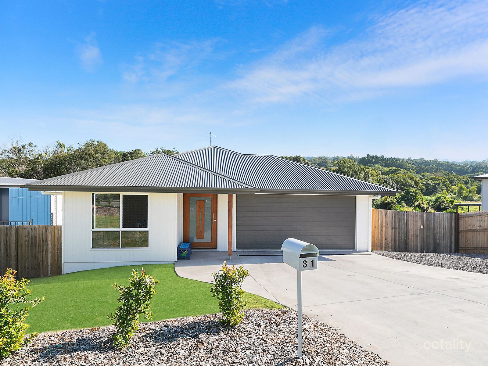 31 Bowerbird Ave, Burnside, QLD 4560