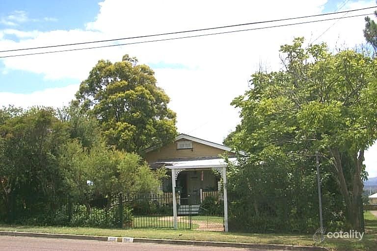 12 Glebe Rd, Newtown, QLD 4305