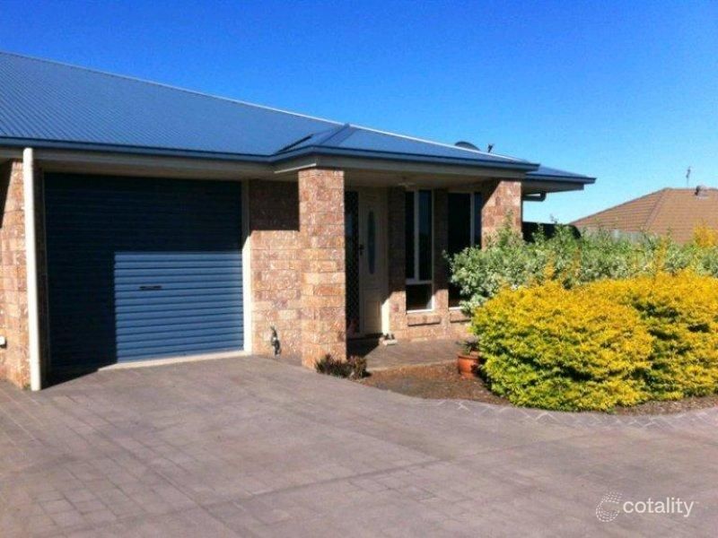 2/767 Greenwattle St, Glenvale, QLD 4350