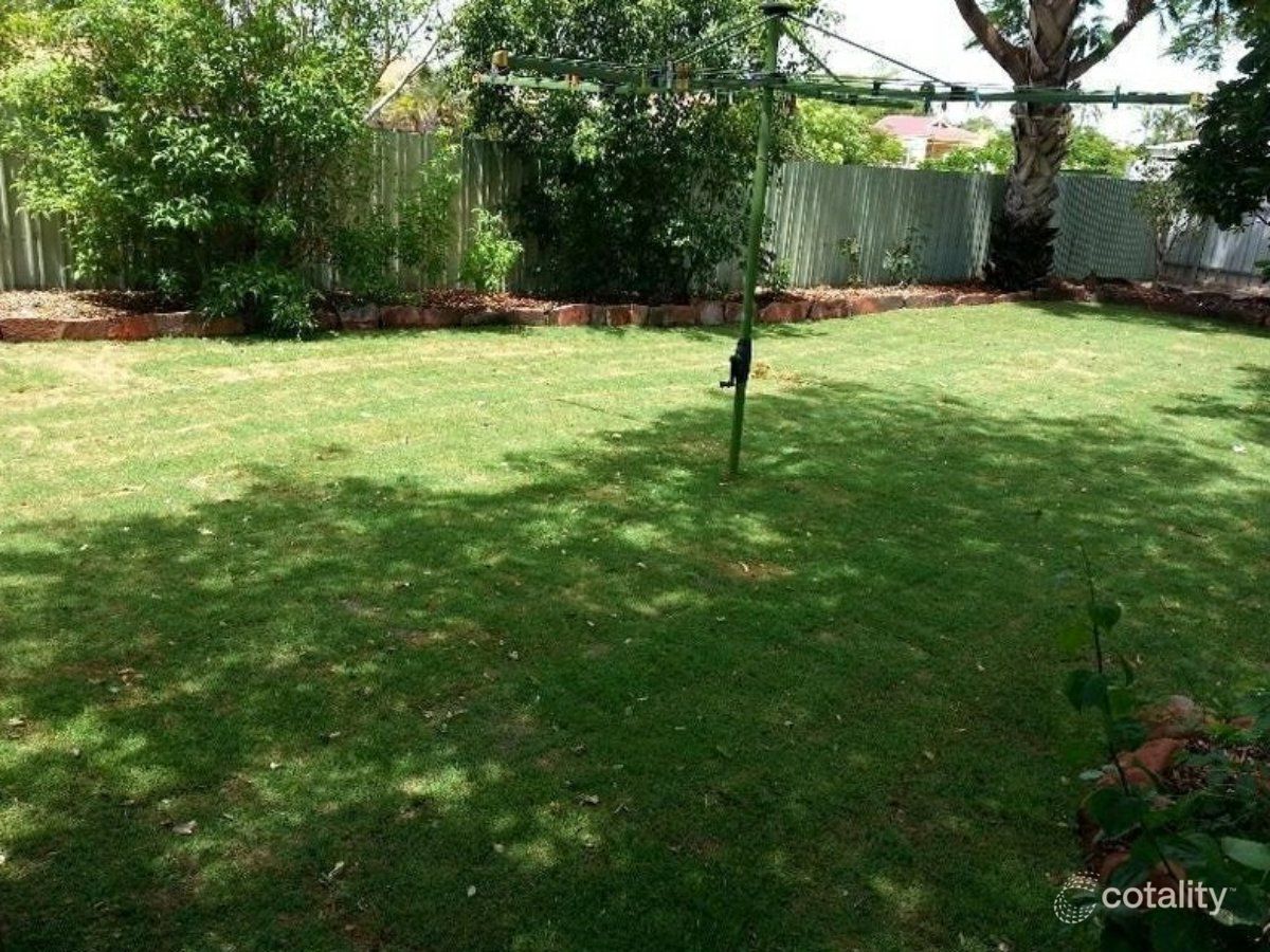 7 Burke Cres, Dampier, WA 6713