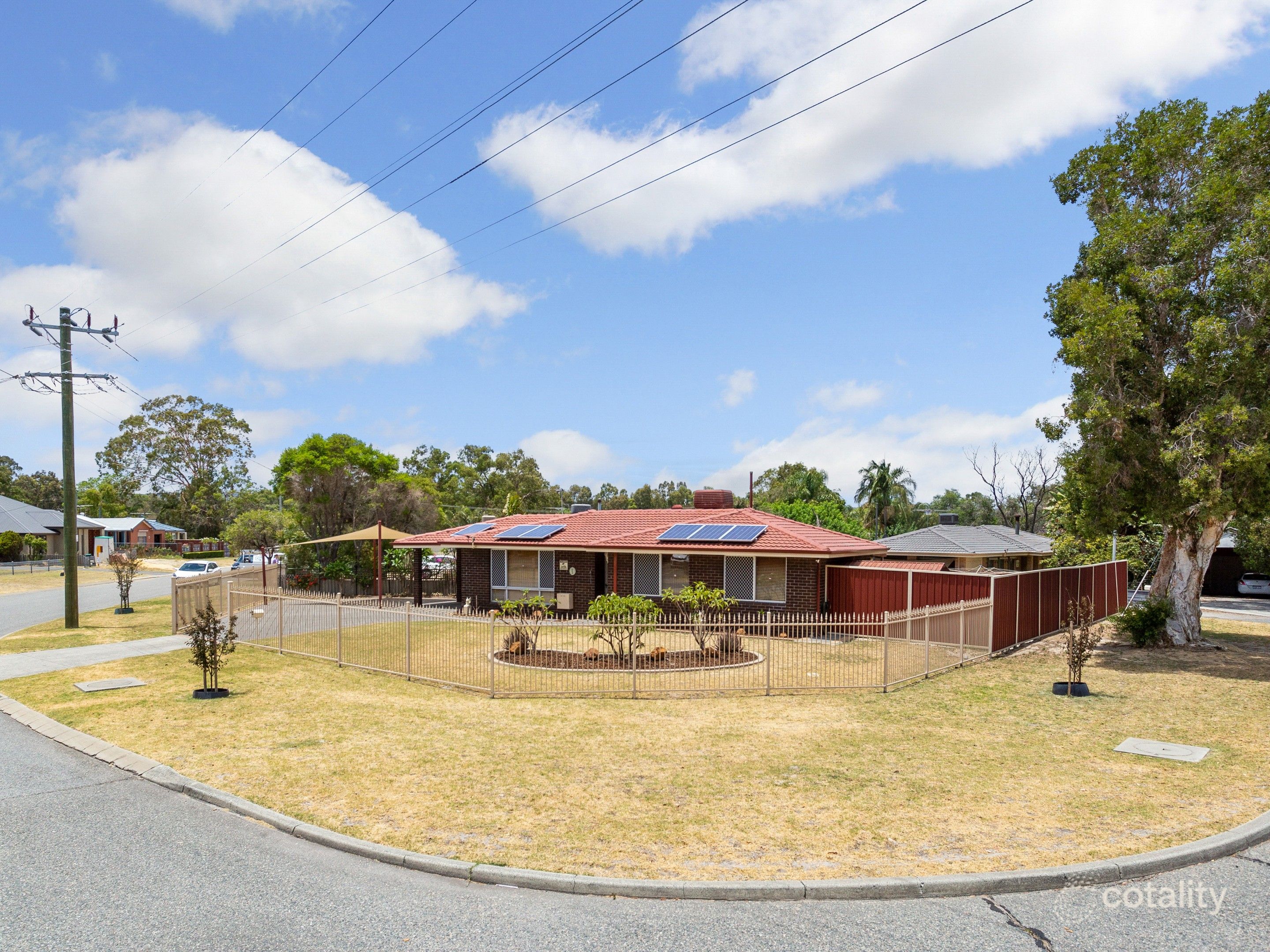 1 Solar St, Beckenham, WA 6107