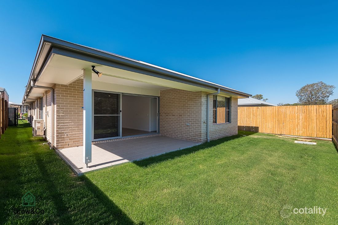 74 Chambers Ridge Bvd, Park Ridge, QLD 4125