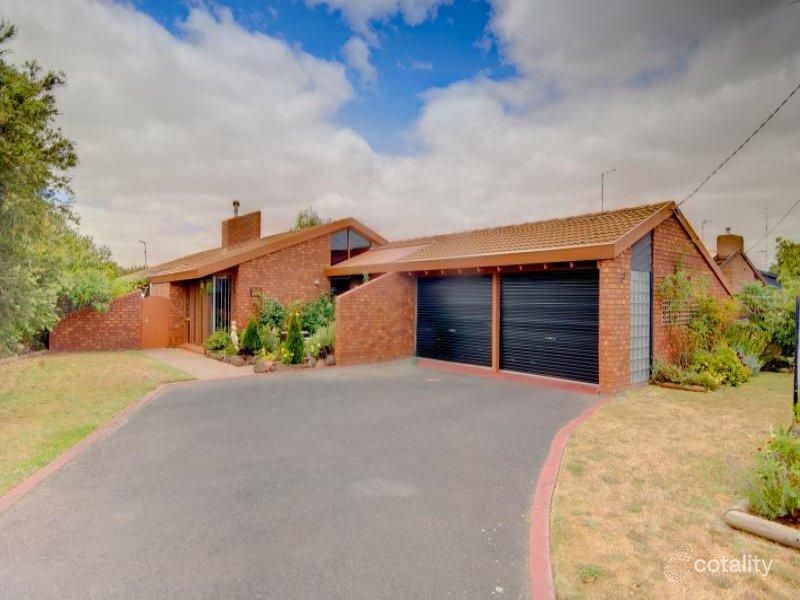 39 Jasmine Dr, Delacombe, VIC 3356