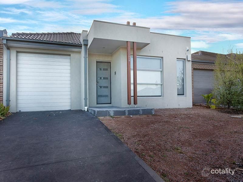 2/115 Westlake Dr, Melton West, VIC 3337