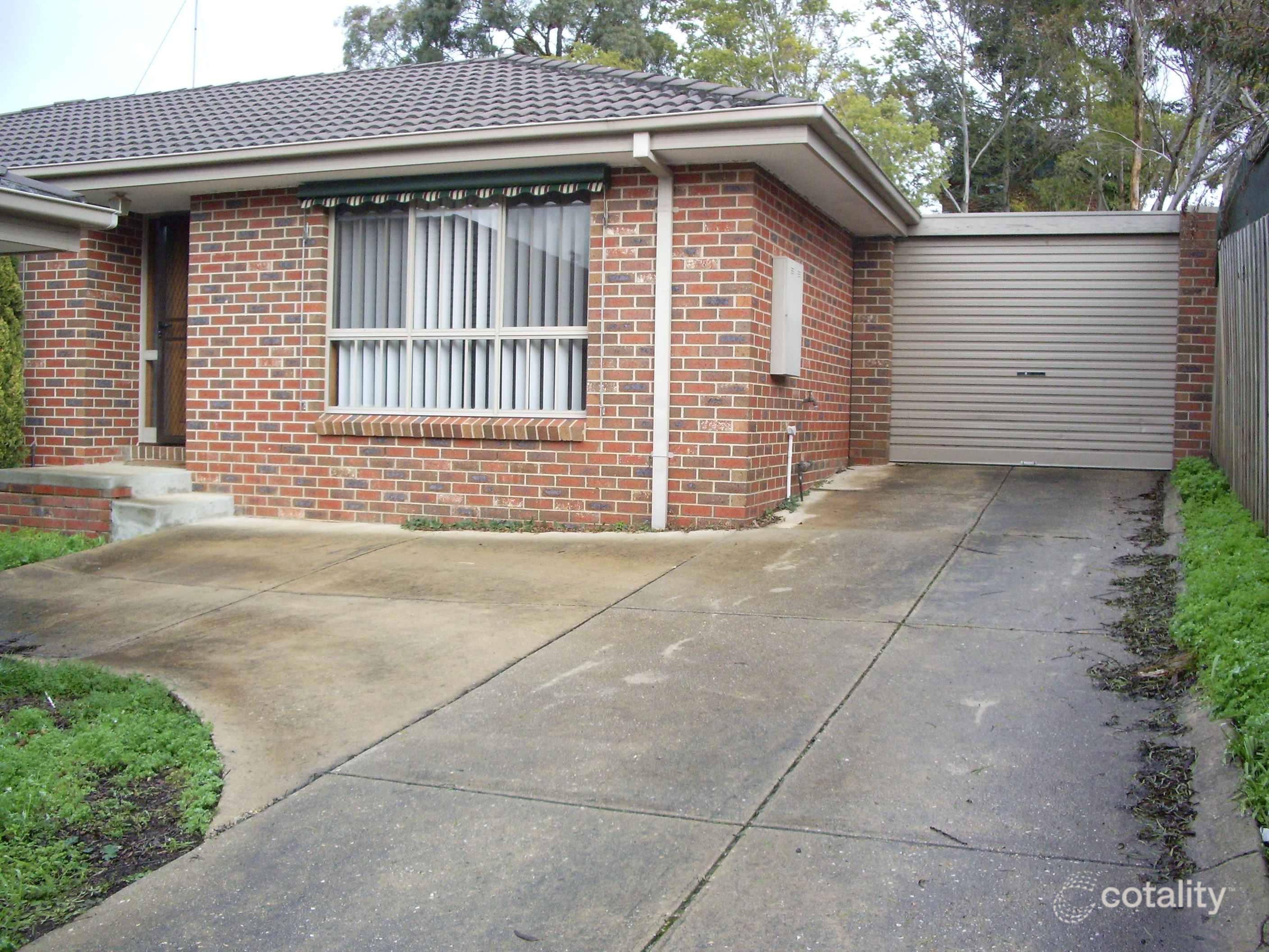 4/8 Bradshaw St, Golden Point, VIC 3350