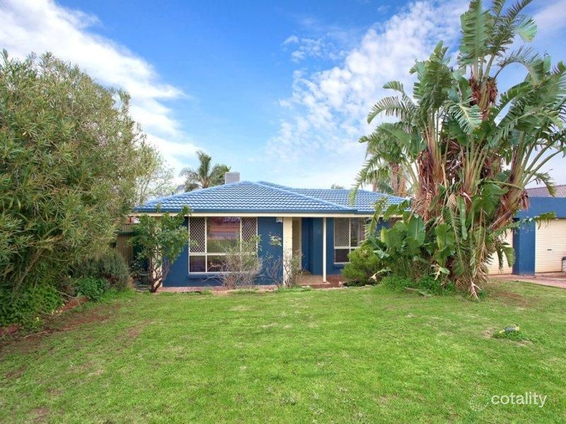 11 Adams Rd, Craigmore, SA 5114