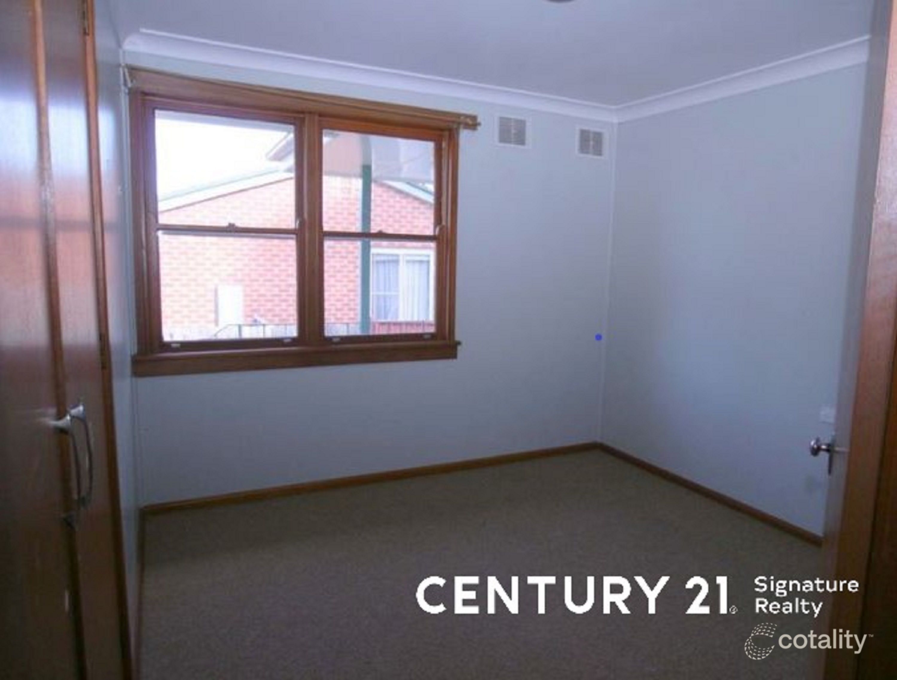 15 Queenborough St, Nowra, NSW 2541