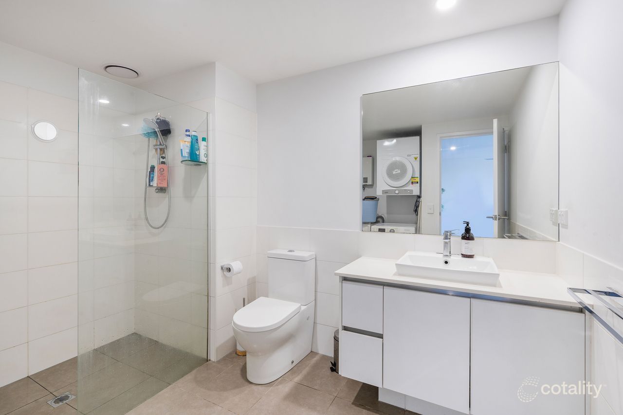 2217/1-7 Waterford Ct, Bundall, QLD 4217