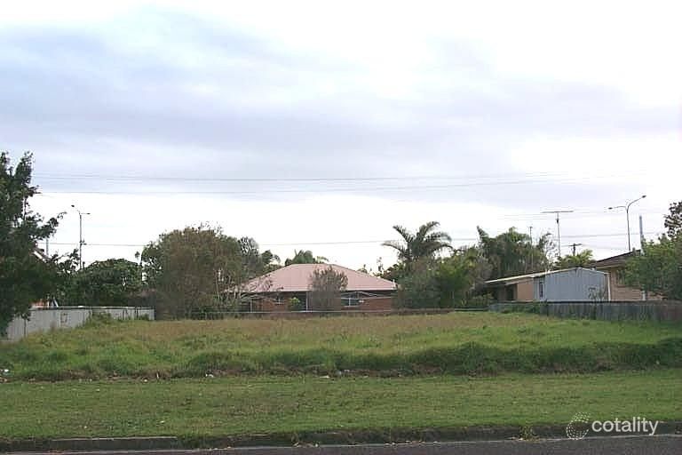 64 Lapoinya Cres, Warana, QLD 4575