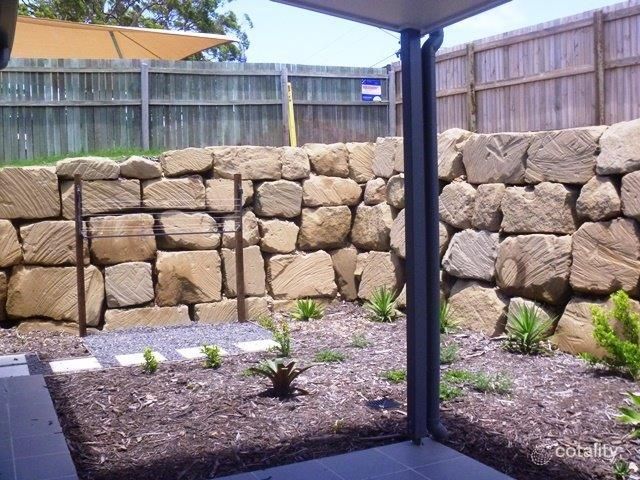 9/17 Greensboro Pl, Little Mountain, QLD 4551