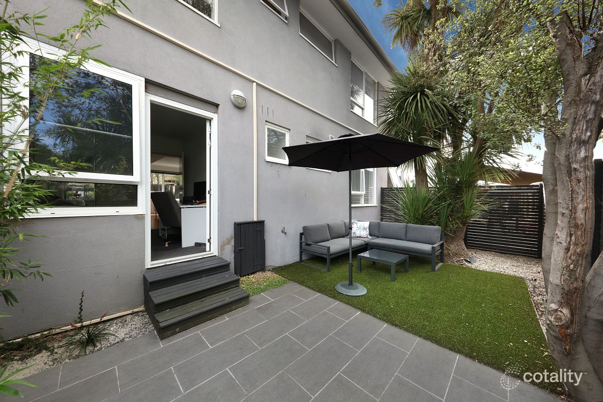 2/21 Royal Ave, Glen Huntly, VIC 3163